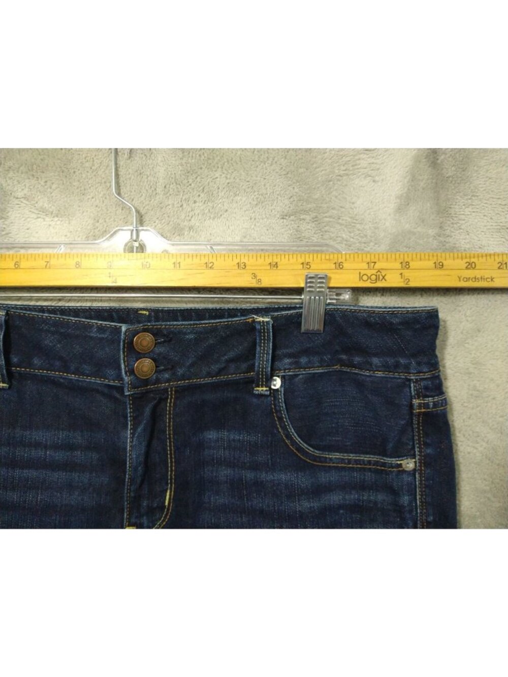 American Eagle Jeans Womens 16 Blue Denim Artist Crop Dark Wash Mid Rise Stretch - Picture 3 of 10